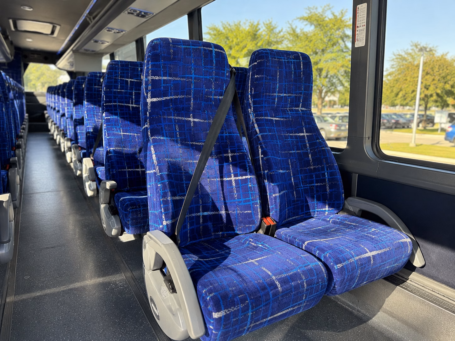 american airlines center and house of blues runs from cedar hill one bus every stop