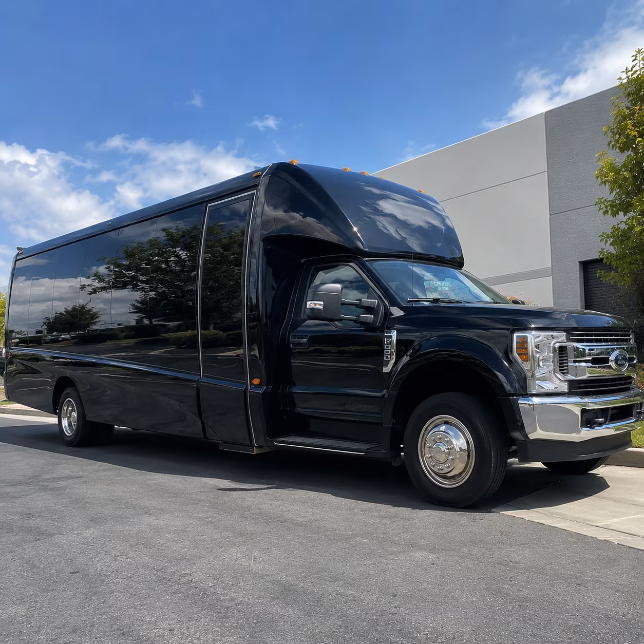 arlington attend arlington concerts with a charter bus rental