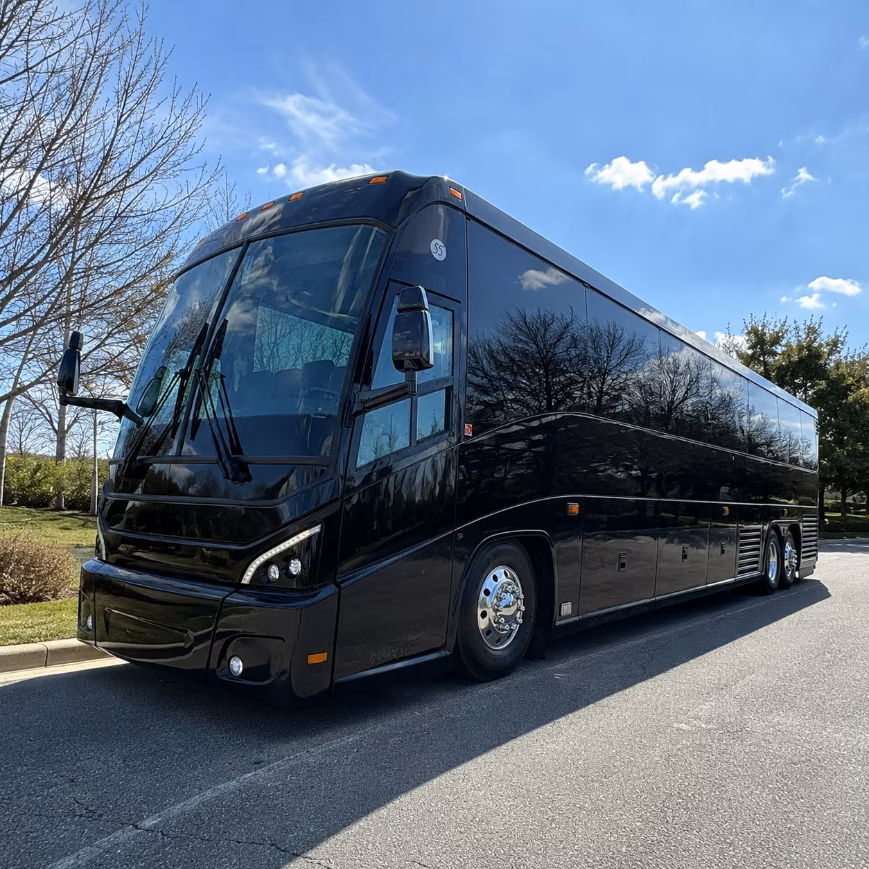 bus rental options for cedar hill trips