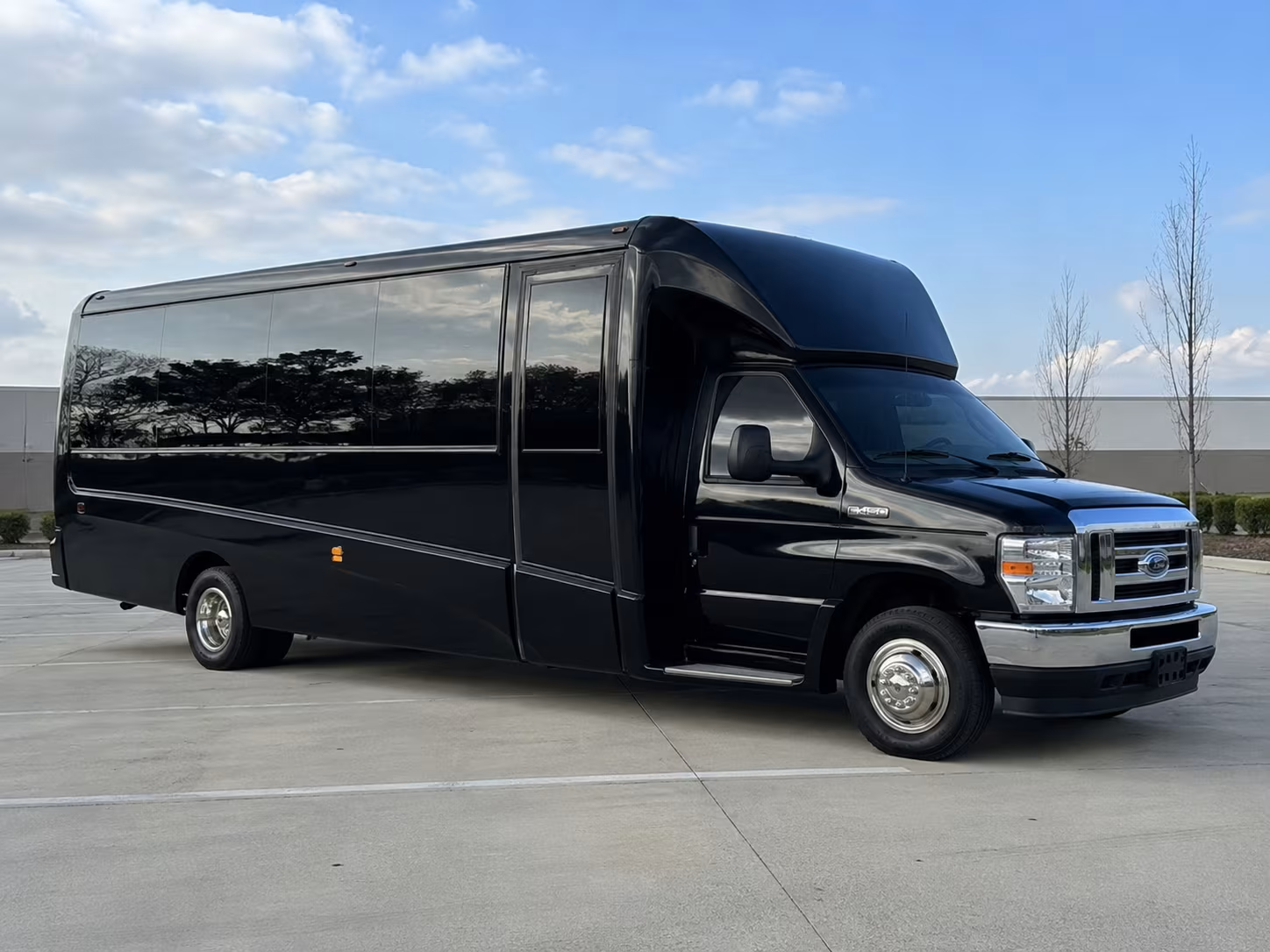 Cedar Hill Wine Tour & Brewery Transportation