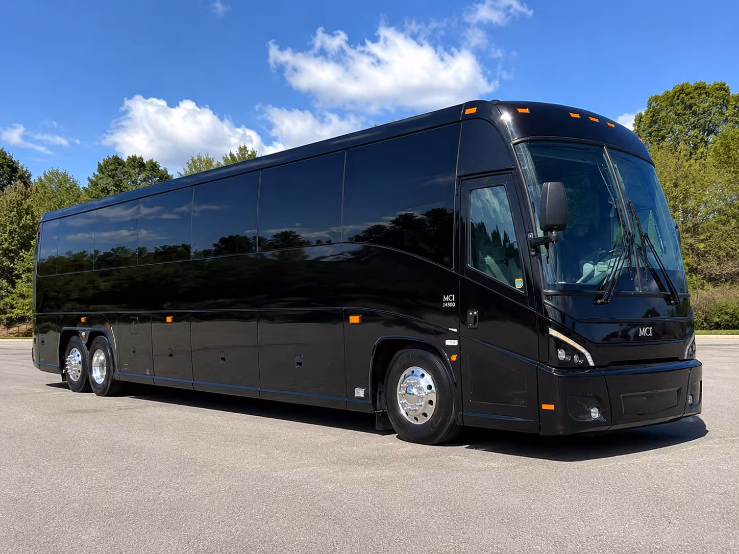 cedarhillcharterbuscompany com makes retreat transportation to latham springs and riverbend simple