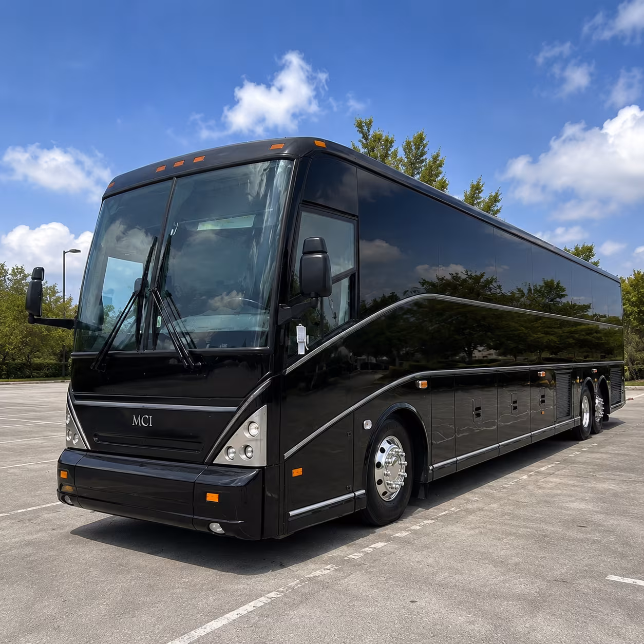 compare long distance bus options for multi day and overnight trips from cedar hill