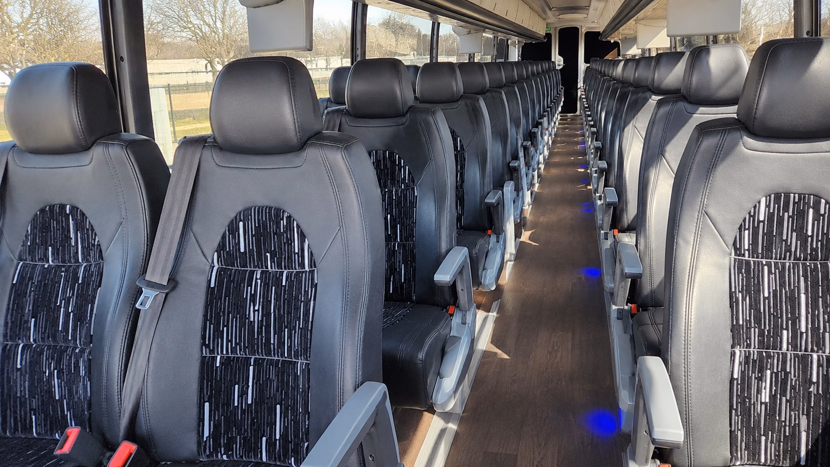dallas private shuttles for dallas church group pickups and drop offs