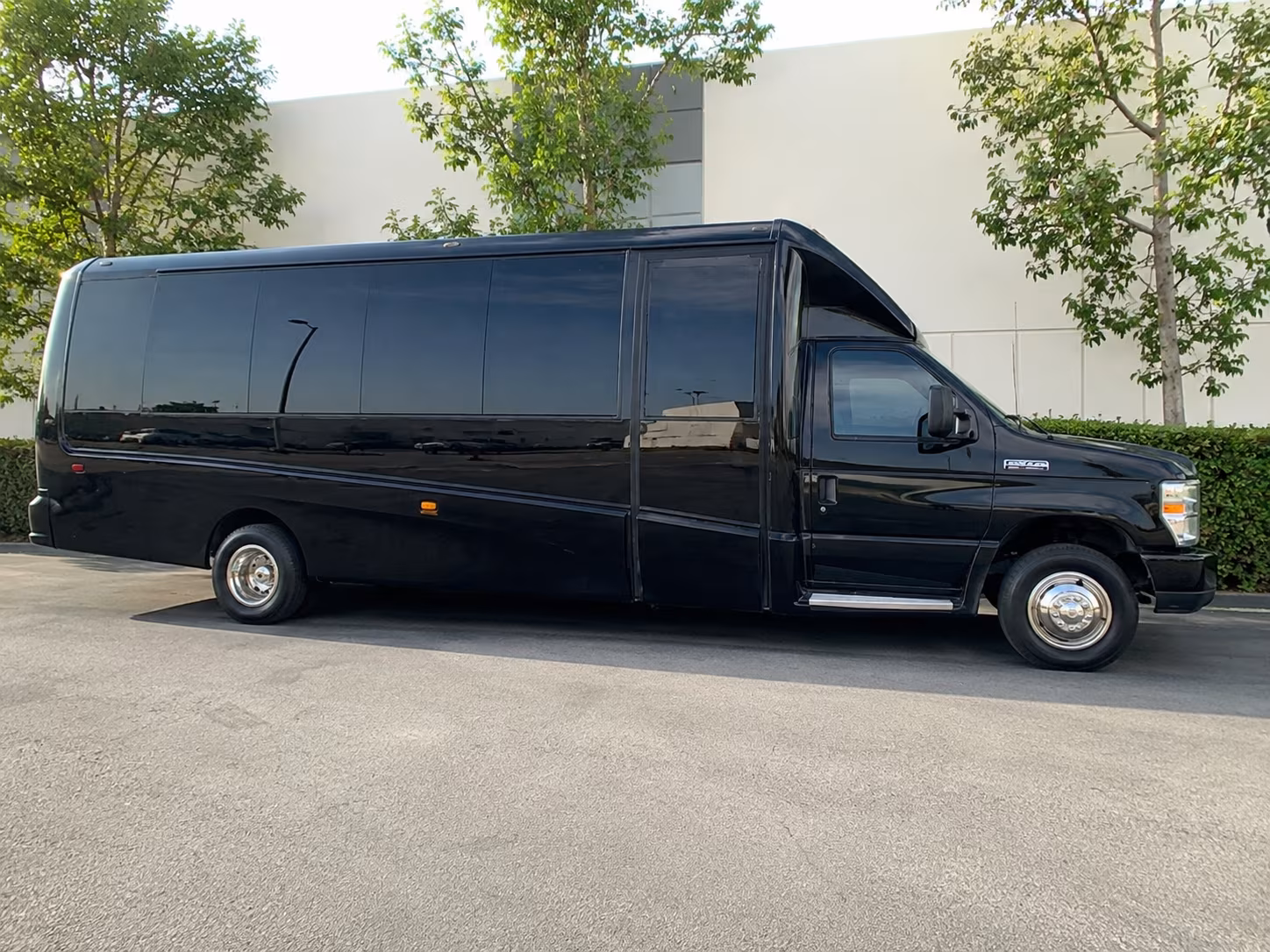 take your group to grapevine the wine capital of texas